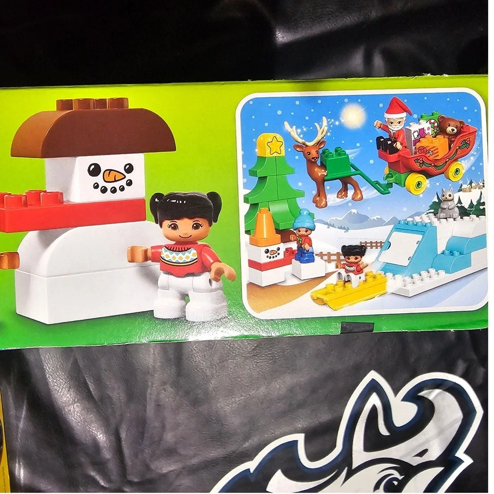 NIB Lego Duplo 10837 Santa's Winter Holiday Building Set New